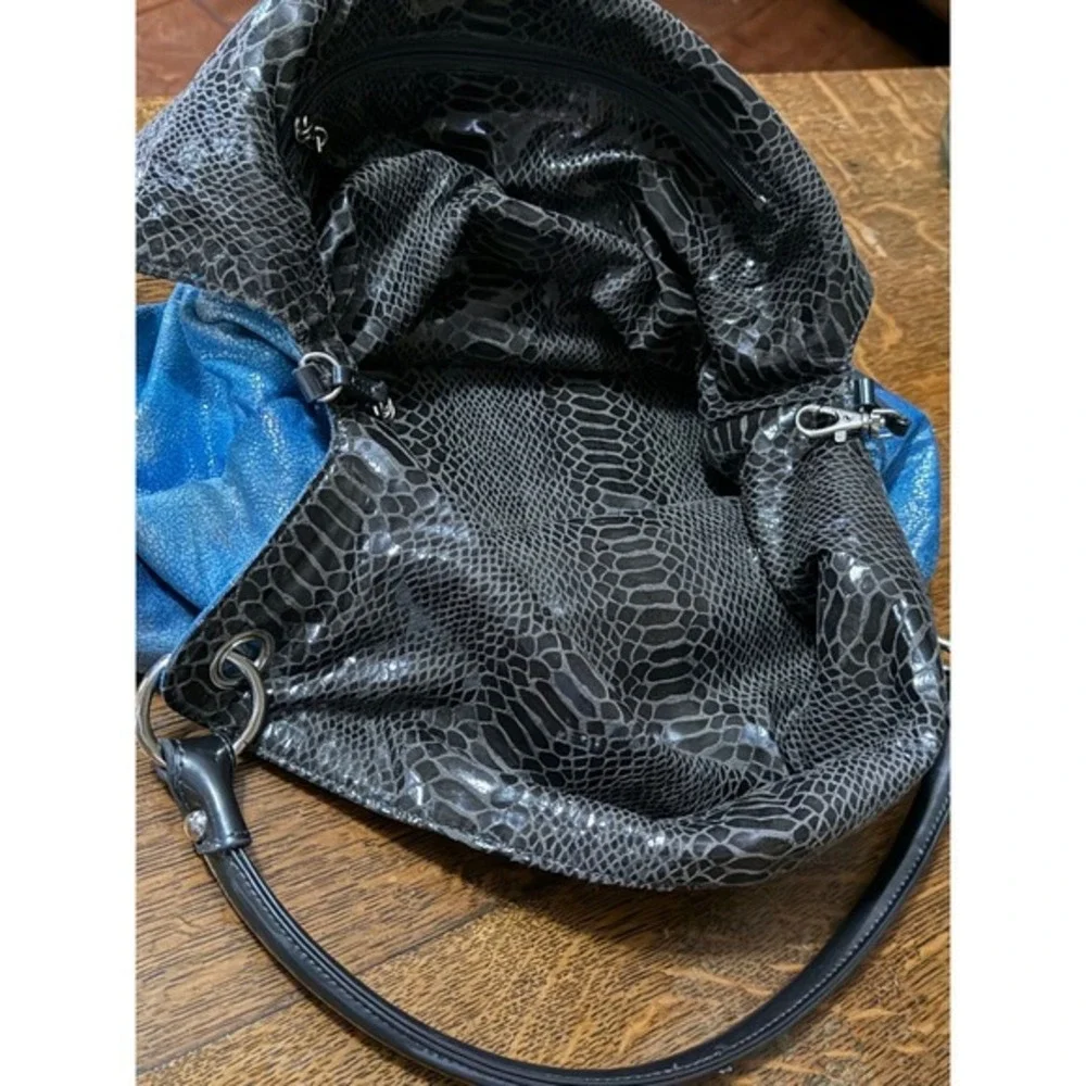 Beijo Couture Blue Silver Metallic Tie Dye‎ Hobo Bag and Pouch Set 2pc